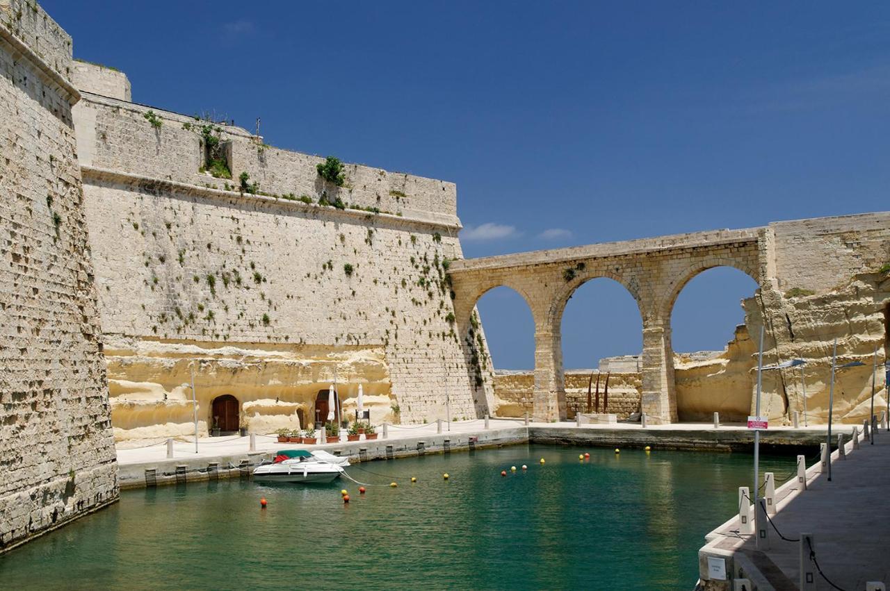 Traditional Maltese Townhouse, Roof Terrace And Views Senglea Eksteriør bilde